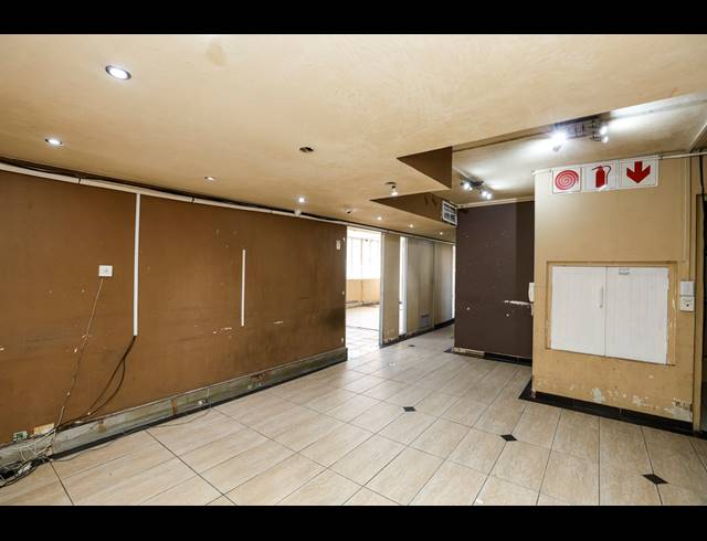289M² OFFICE FOR SALE IN MORNINGSIDE